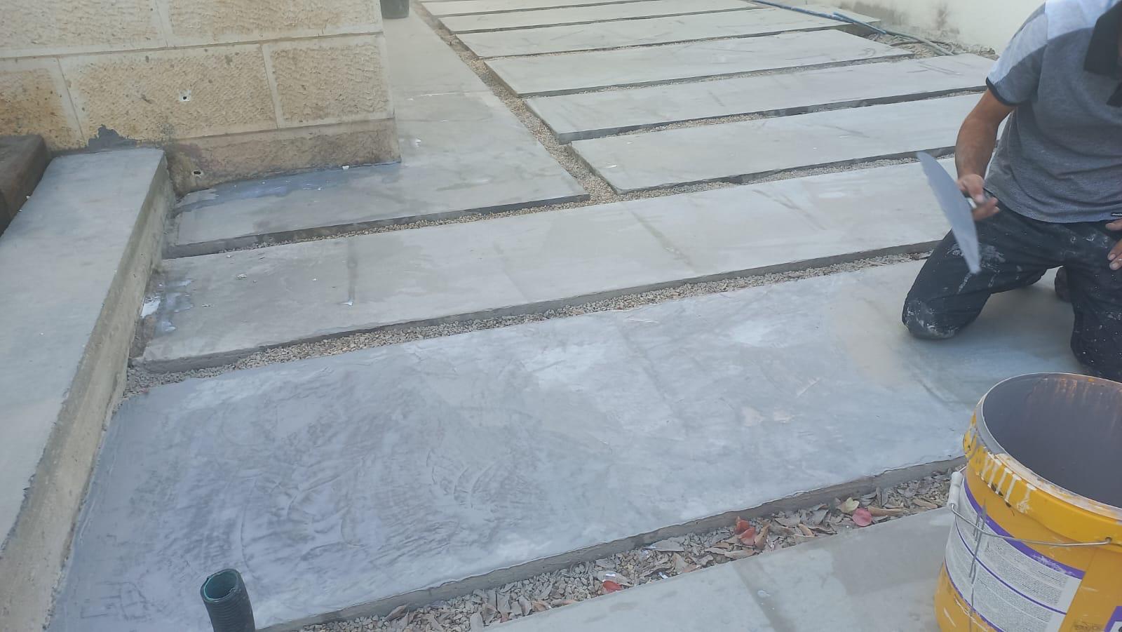ציפוי מיקרוטופינג לבטון – משטח מחודש